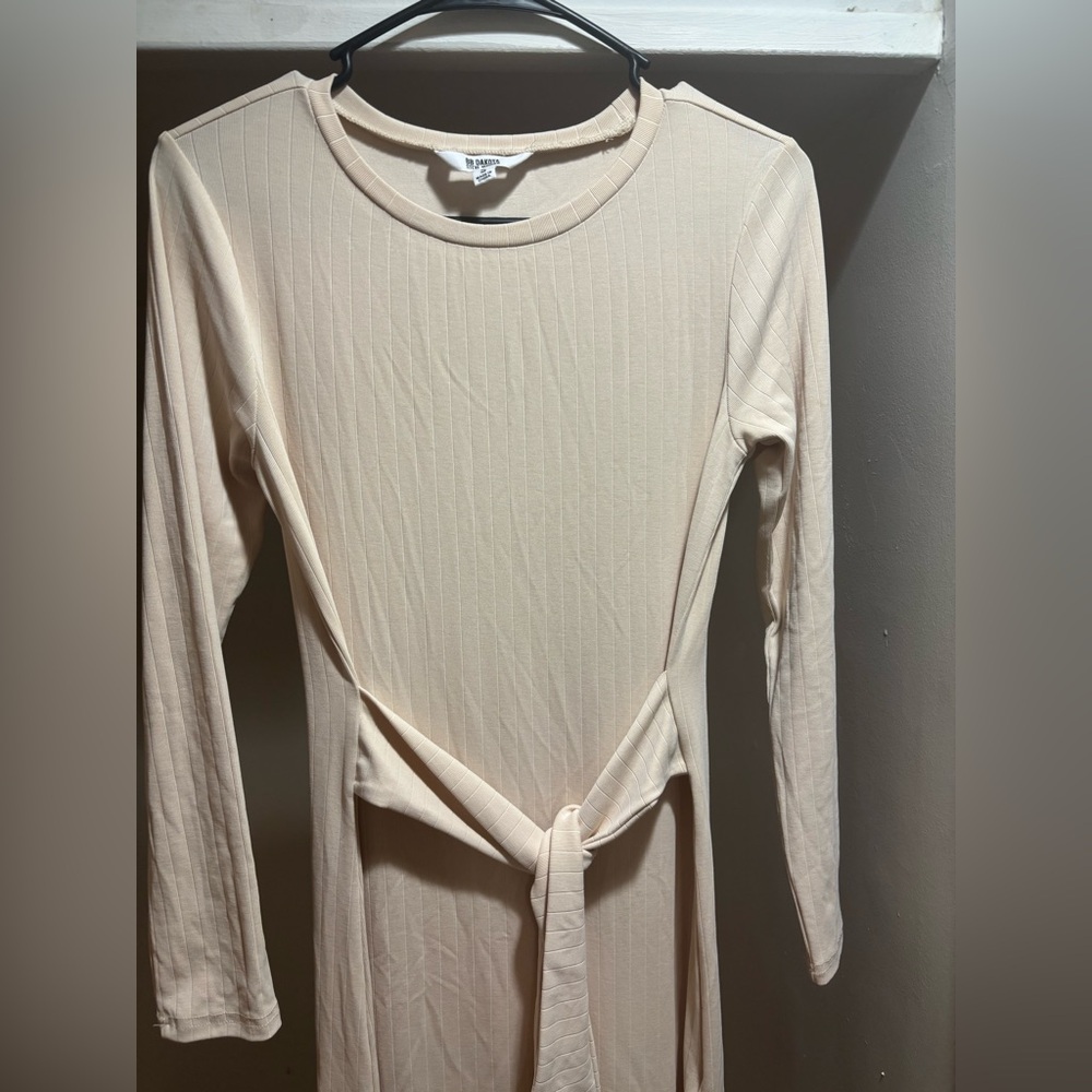 BB Dakota by Steve Madden Cream Long Sleeve Dress - Picture 2 of 5